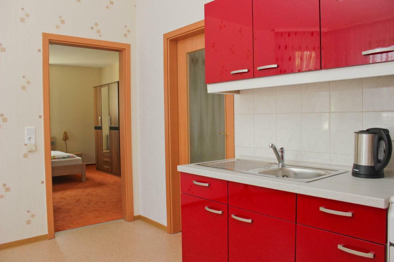 Zum Dorfschullehrer Apartment Lübbenau Екстериор снимка