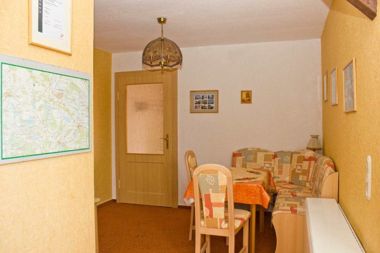 Zum Dorfschullehrer Apartment Lübbenau Екстериор снимка