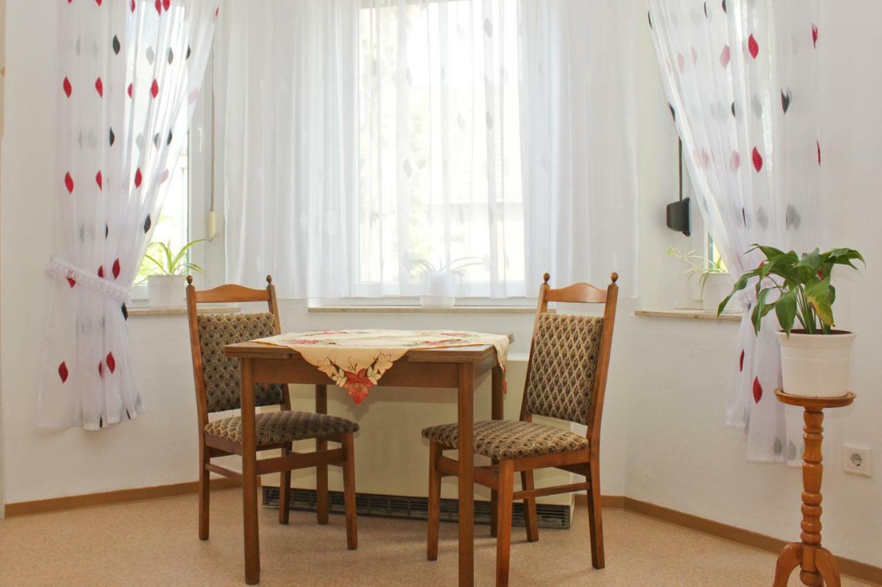 Zum Dorfschullehrer Apartment Lübbenau Екстериор снимка