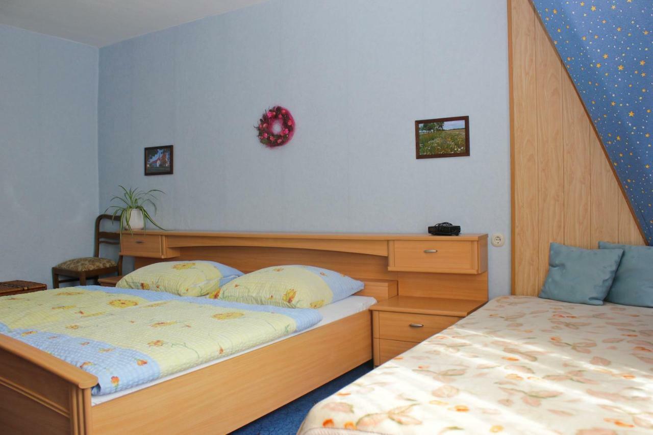 Zum Dorfschullehrer Apartment Lübbenau Екстериор снимка
